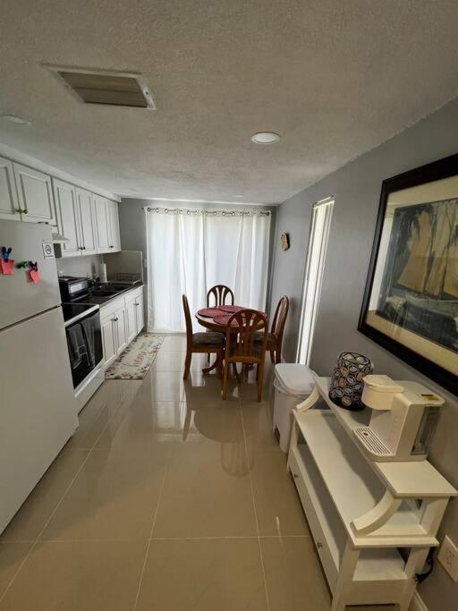 Comfy 2 Bedroom Apartment ميناء ريتشي المظهر الخارجي الصورة